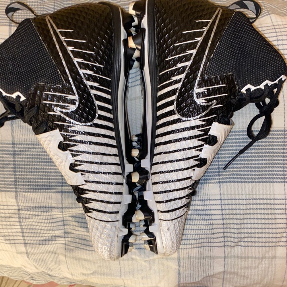 NEW Nike Football Cleats Lunarbeast Strike Pro TD